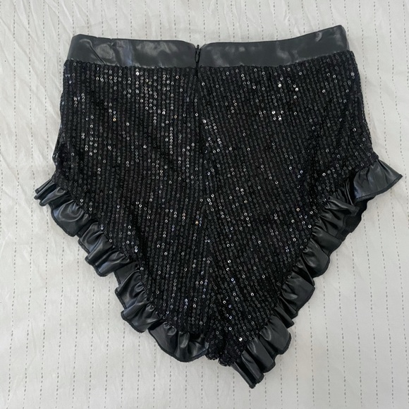 Black Sequined Ruffle Bottom Shorts - Picture 4 of 4